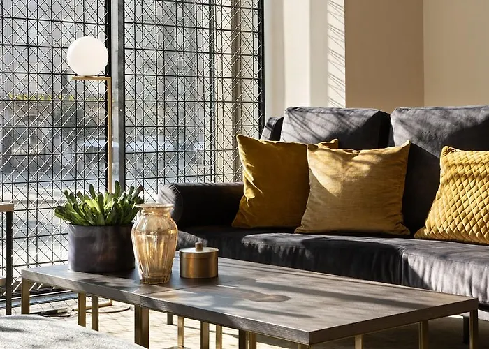 ホテル Eurostars Aliados 5*