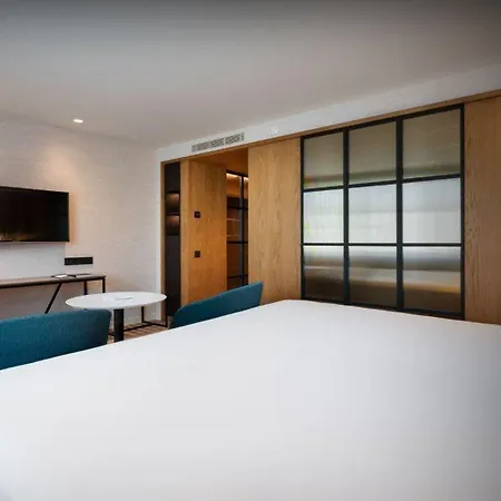 Eurostars Aliados 5*