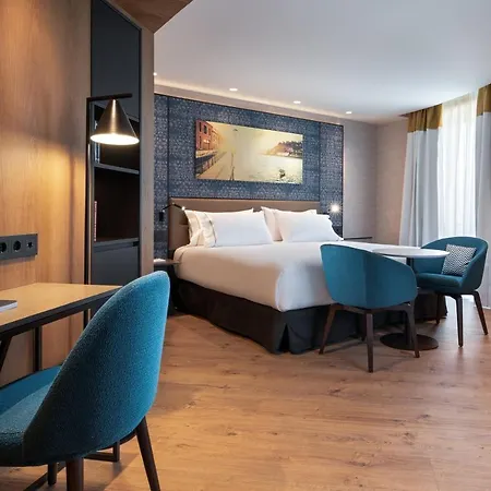 Eurostars Aliados 5*