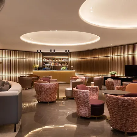 Eurostars Aliados 5*