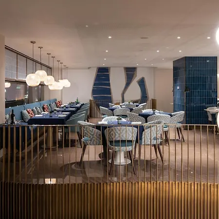 Eurostars Aliados Отель Порту