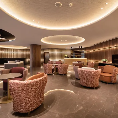Eurostars Aliados 5*