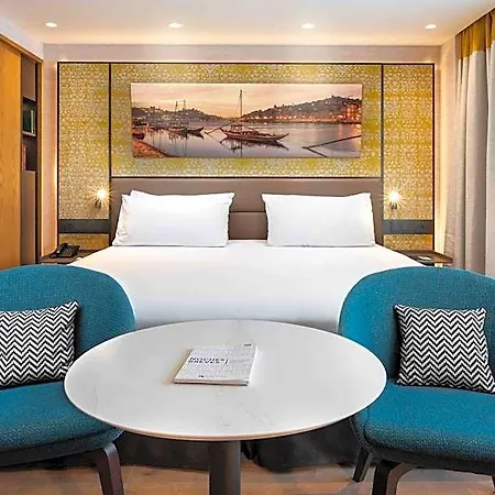 Eurostars Aliados 5*