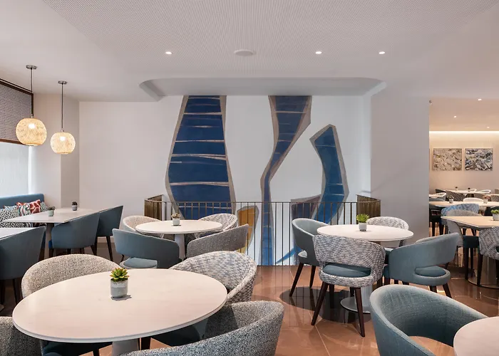 Eurostars Aliados Hotel 5*