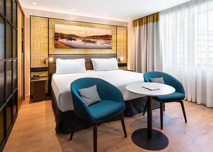 Eurostars Aliados 5*